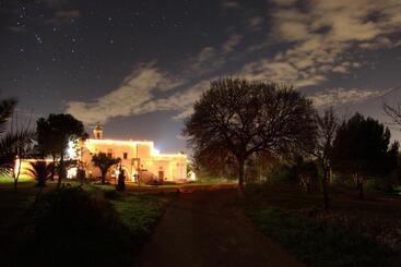هتل روستایی Masseria Del Crocifisso
