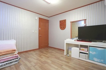 Jeongdongjin Motel