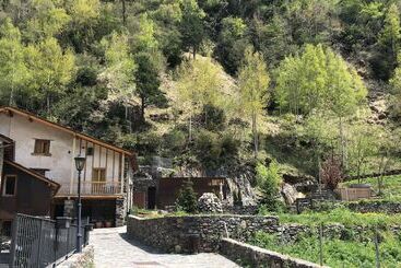 پانسیون Cal Batlle Casa Rural