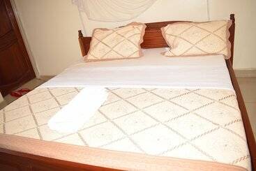 پانسیون Fanadguesthouse