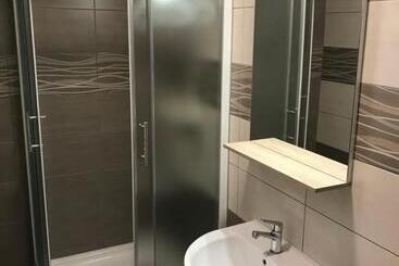 پانسیون Guest House Klanfar
