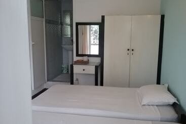 پانسیون La Plaine Verte Guesthouse