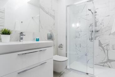 Sanhaus Apartments Parkowa 44