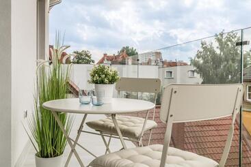 Sanhaus Apartments   Parkowa 44