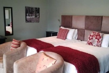 تختخواب و صبحانه Mount Lodge Humewood