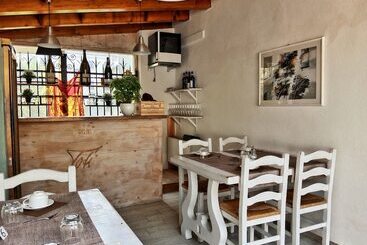 تختخواب و صبحانه Relais Toti Beb Bed E Breakfast