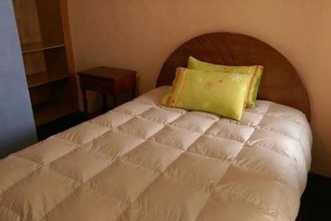 مسافرخانه H Suecia 2 B&b