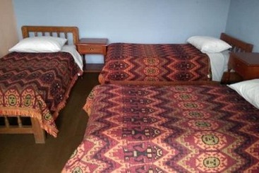مسافرخانه H Suecia 2 B&b