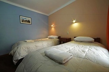 مسافرخانه H Suecia 2 B&b