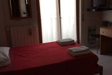 هتل Albergo Italia
