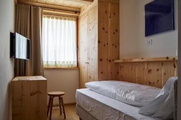 هتل Dolomiti Lodge Alverà
