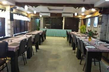 هتل Islanderr Inn