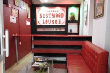 هتل Nestwood