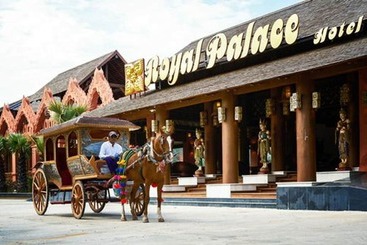 هتل Royal Palace