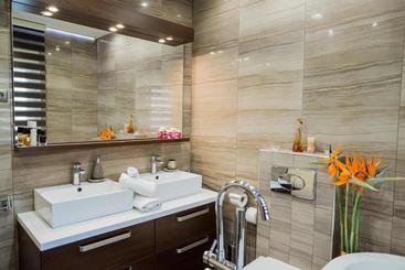 Lct Blue Lions Apartments
