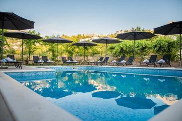 Lct Blue Lions Apartments