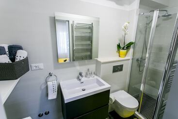 Luxury  Apartments Giovanni With  Pool