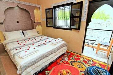 פנסיון Atlas Mazik Lodge Mountain Views