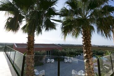 Corte Olea Resort - Paceco