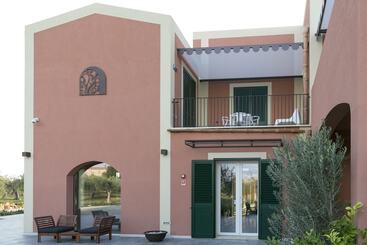 اقامتگاه Corte Olea Resort