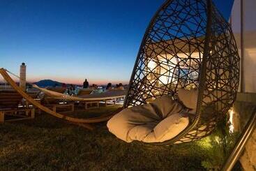 Aianteion Bay Luxury Hotel & Suites