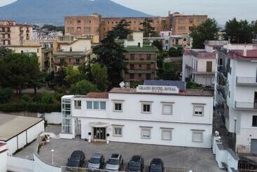 Grand Hotel Royal