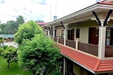 Hidden World Resort And Spa