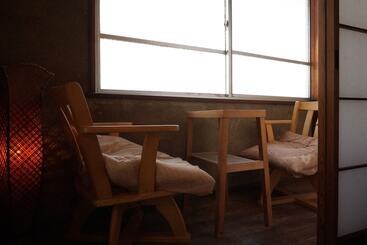Hostel Tomal