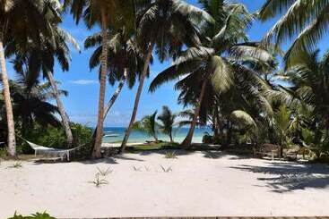 Bliss Hotel Praslin