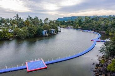 هتل Mafiya Resort