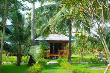هتل Mafiya Resort