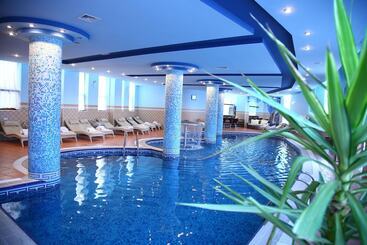 هتل Multi Rest House