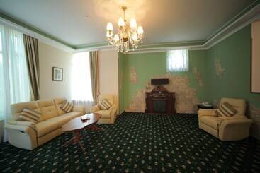 هتل Multi Rest House