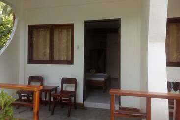 هتل Point 303 Resort