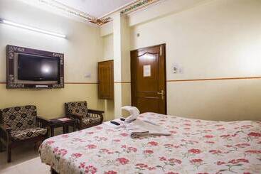 هتل Sunder Palace A Heritage Styled Boutique