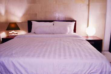 پانسیون Cozy Palm Villa