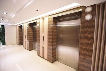 Usp Suites At Shore Residences