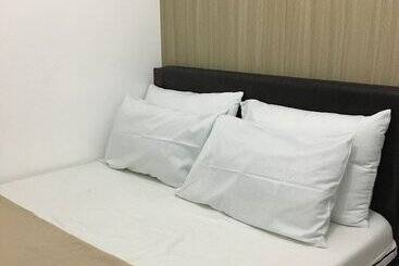 Usp Suites At Shore Residences