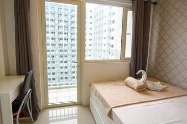 Usp Suites At Shore Residences