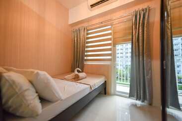 Usp Suites At Shore Residences