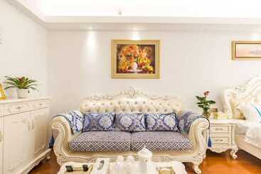 Western Theme Holiday Apartment