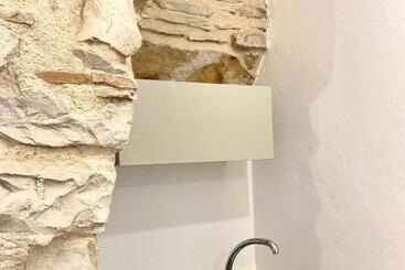 تختخواب و صبحانه Altrelli Rooms