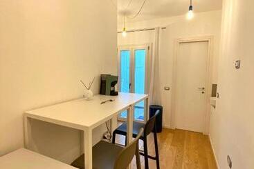 تختخواب و صبحانه Altrelli Rooms