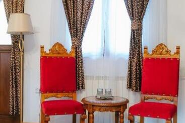 تختخواب و صبحانه Casa Natalia