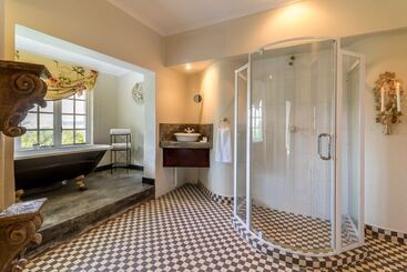 هتل Blue Mountain Luxury Lodge