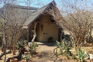 هتل Call Of The Wild Lodge
