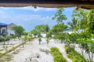 هتل Long Beach Resort Koh Rong