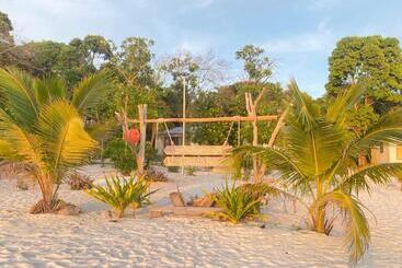 هتل Long Beach Resort Koh Rong