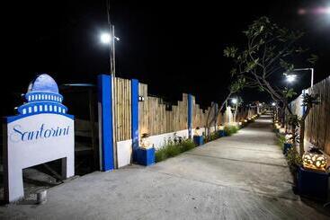 هتل Santorini Beach Resort
