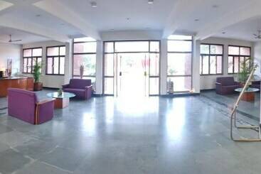 هتل Ymca Greater Noida Programme Centre